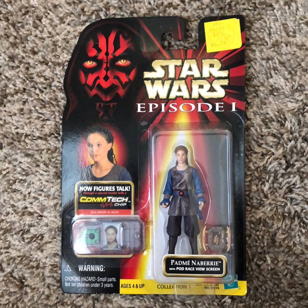 Star Wars E1 Padme Naberrie- Pod Racing Costume / Mint on Cardback Sealed / 1998